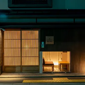  Apartment Resi Hachi